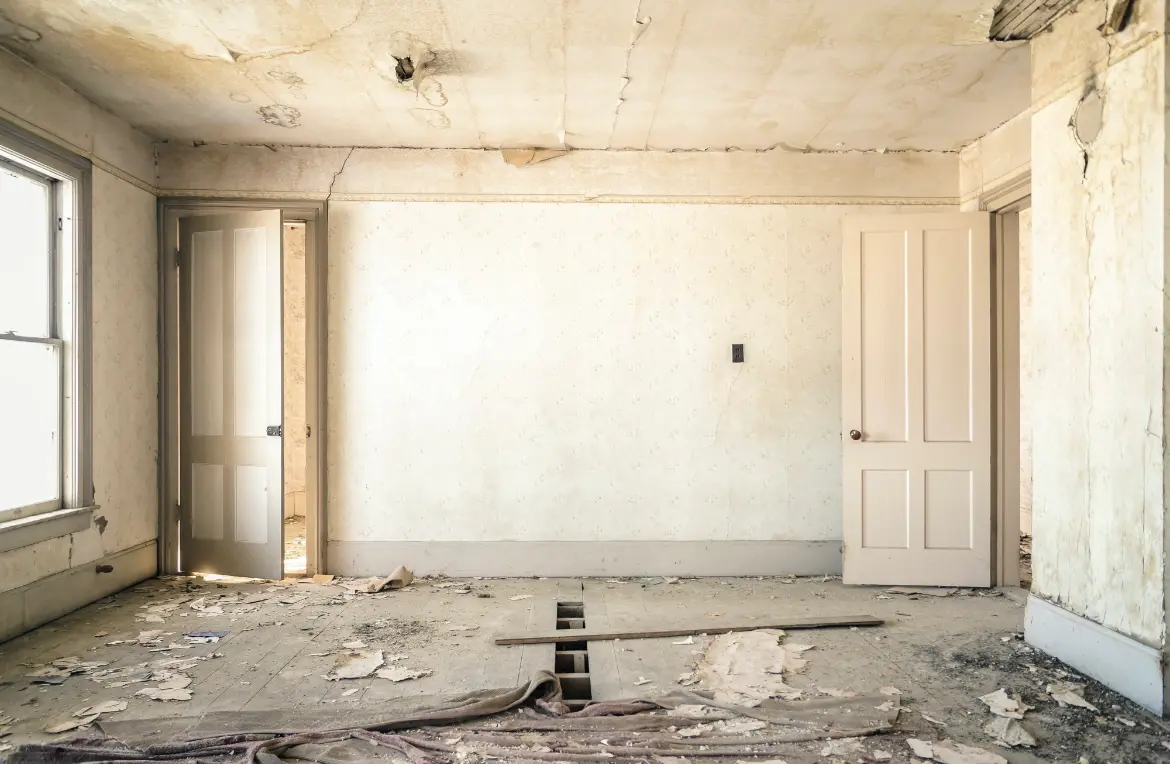 Waste disposal crew managing a cleanout project in Williamsport